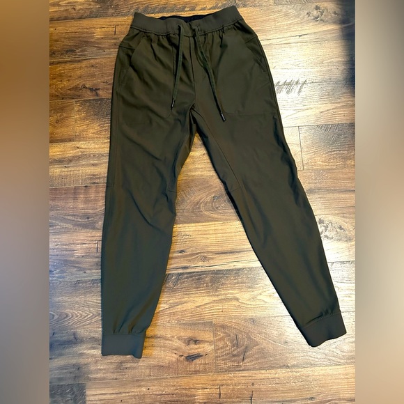 lululemon athletica Other - Lululemon Joggers. EUC sized Medium